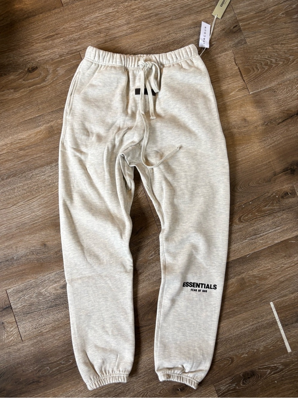 NWT Fear Of God Essentials Fleece Joggers logo Light Oatmeal XS